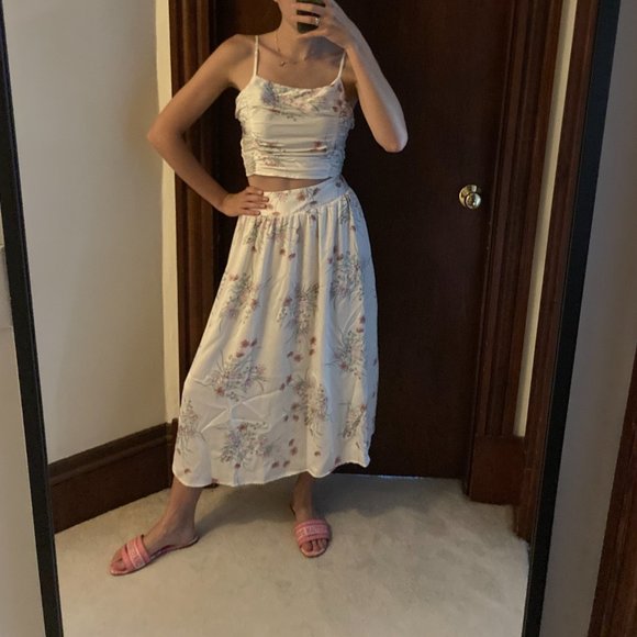 Joie Designer Silky Floral Botanical Two Piece Dress Set Skirt Crop Top XS 0-2 - Picture 8 of 8